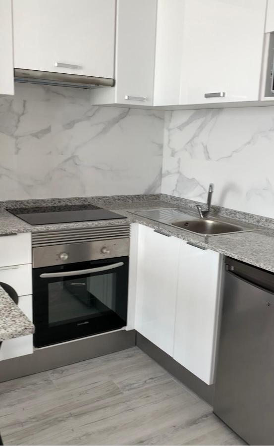 Apartamentos De Benidorm, Playa Poniente, Espana Екстериор снимка
