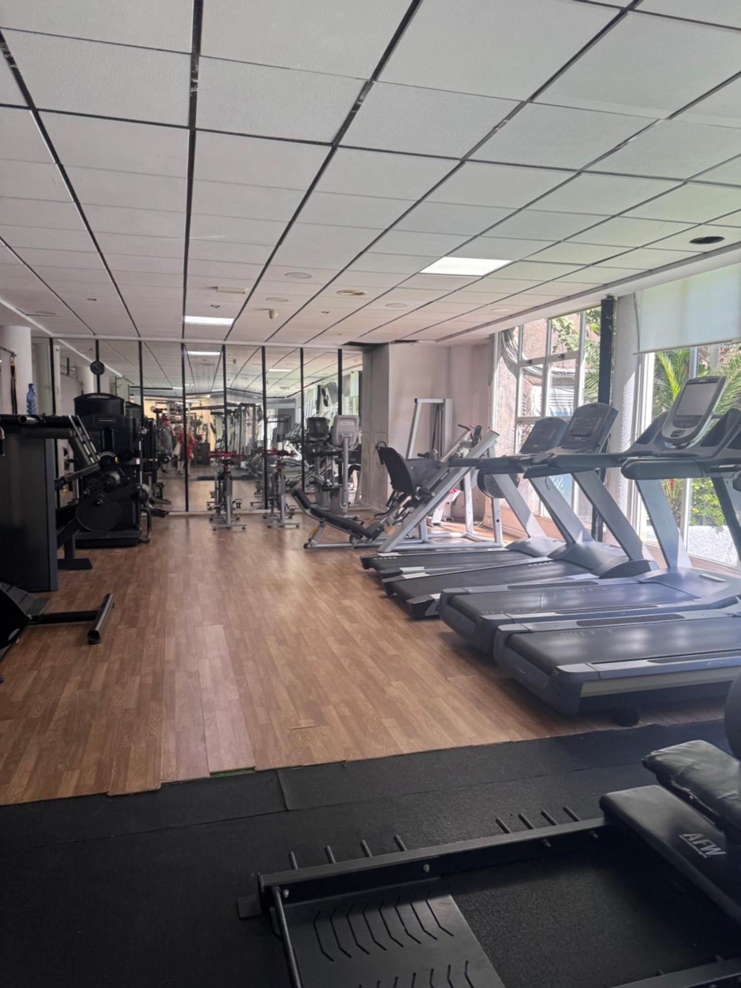 Apartamentos De Benidorm, Playa Poniente, Espana Екстериор снимка